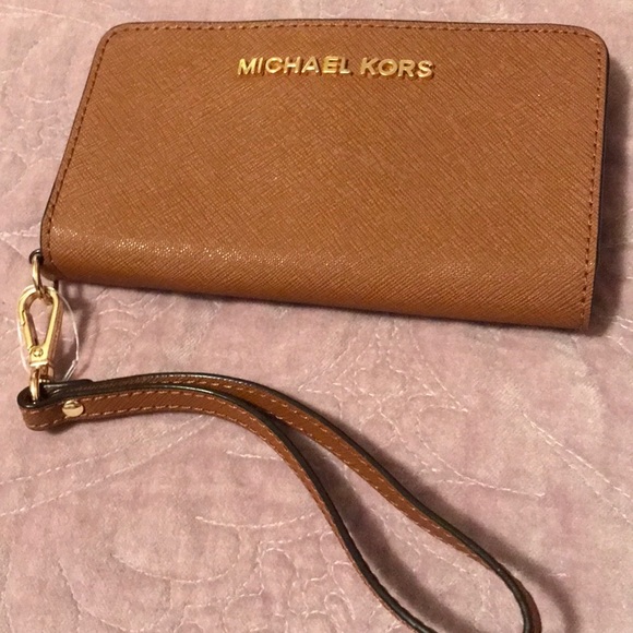 Michael Kors Handbags - Michael Kors phone case wallet